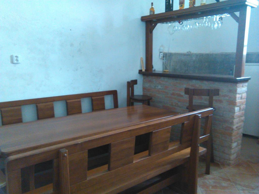 Vinarstvi Bician Apartment Vrbovec Екстериор снимка