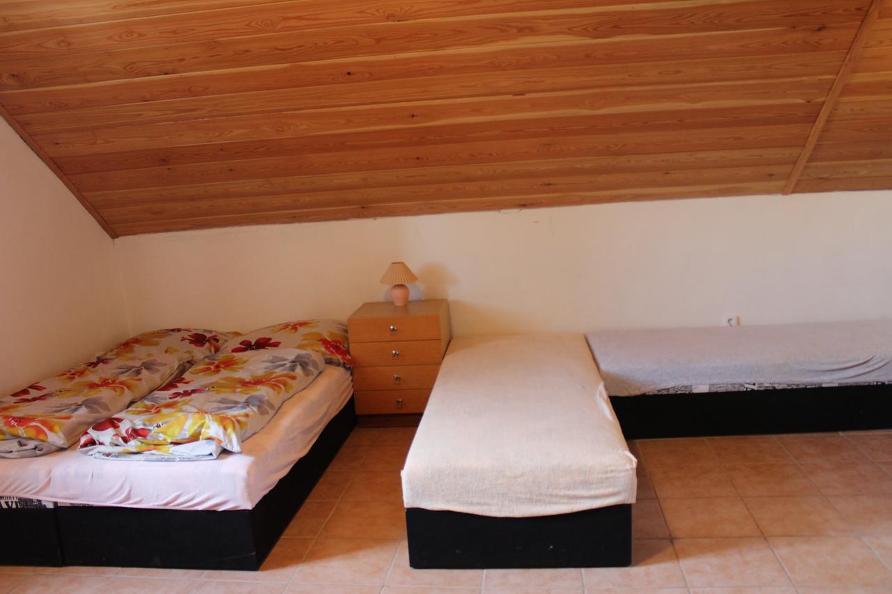 Vinarstvi Bician Apartment Vrbovec Екстериор снимка